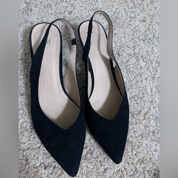 Black faux suede kitten heels from H&M - Picture 2 of 5